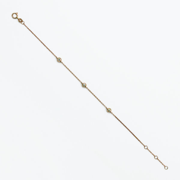 BR0682 Three Diamonds Bracelet in Rose Gold